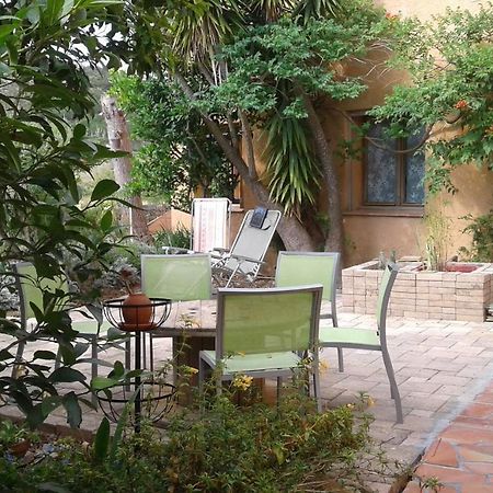 Fitou Atelier Pasquer Bed & Breakfast エクステリア 写真